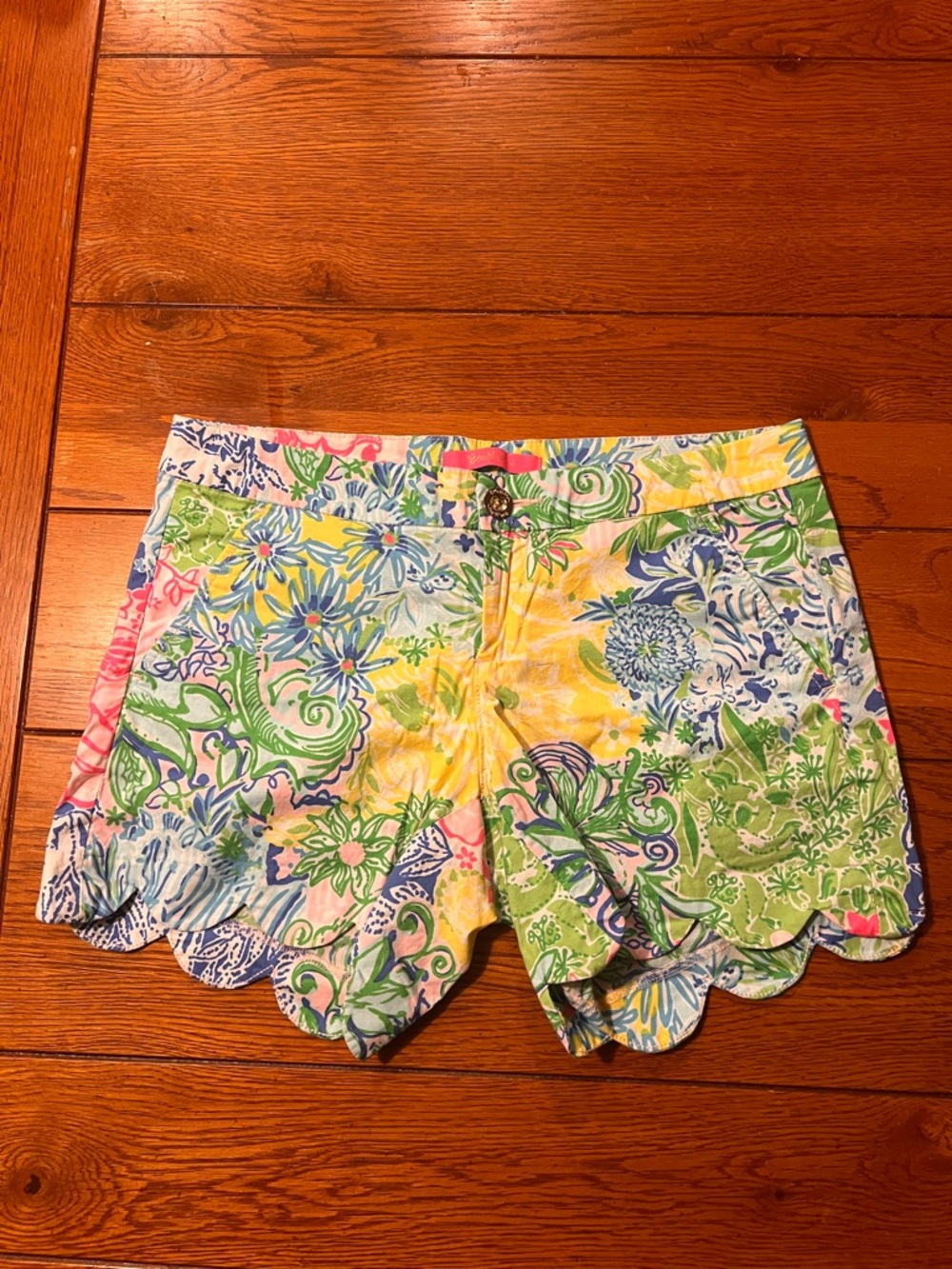 Lilly Pulitzer Buttercup multicolored scalloped shorts
